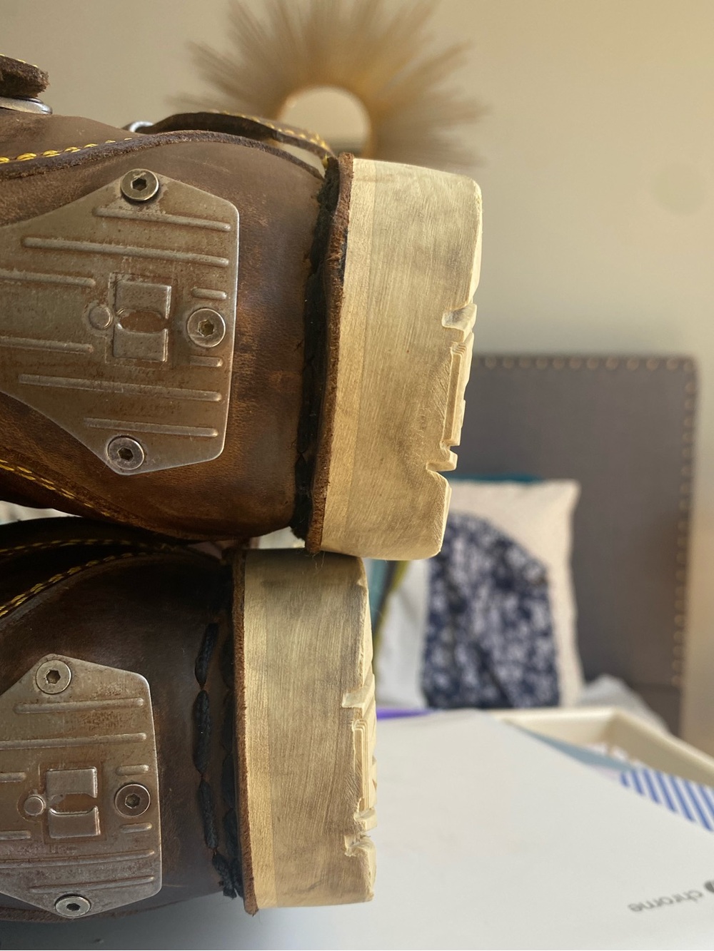 Icon 1000 Elsinore Oiled 
Brown Leather Motorcycle Boots
Buckle Rugged Biker 8.5 - Picture 9 of 17